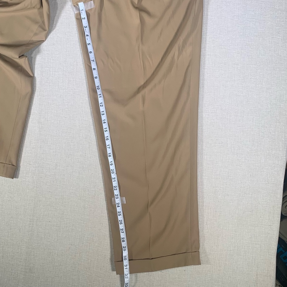 New Izod Golf Pants 40x32 Tan Cool-FX Metrix Fit - Picture 5 of 11
